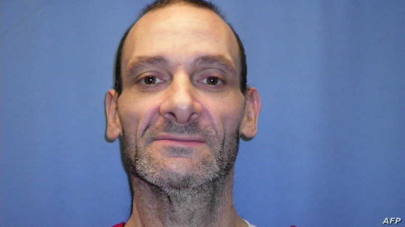 This undated and unlocated photo released by the Mississippi Department of Corrections and obtained on November 17, 2021 shows inmate David Cox. - David Cox, a 50-year-old man convicted of murdering his estranged wife and sexually assaulting his step-daughter, was executed on November 17, 2021 in the southern US state of Mississippi, local media reported. Cox, a former truck driver, was put to death by lethal injection at the Mississippi State Penitentiary in Parchman. He is the first person to be executed in Mississippi since 2012. (Photo by MISSISSIPPI DEPARTMENT OF CORRECTIONS / AFP) / RESTRICTED TO EDITORIAL USE - MANDATORY CREDIT "AFP PHOTO / MISSISSIPPI DEPARTMENT OF CORRECTIONS " - NO MARKETING - NO ADVERTISING CAMPAIGNS - DISTRIBUTED AS A SERVICE TO CLIENTS