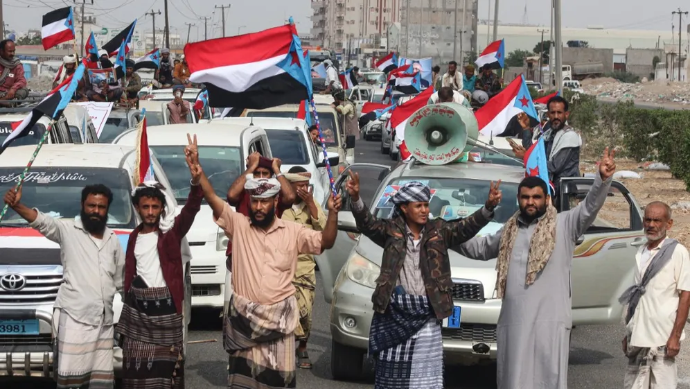 القوات الإنفصالية في جنوب اليمن تطرق باب إسرائيل وسط تراجع الدور السعودي