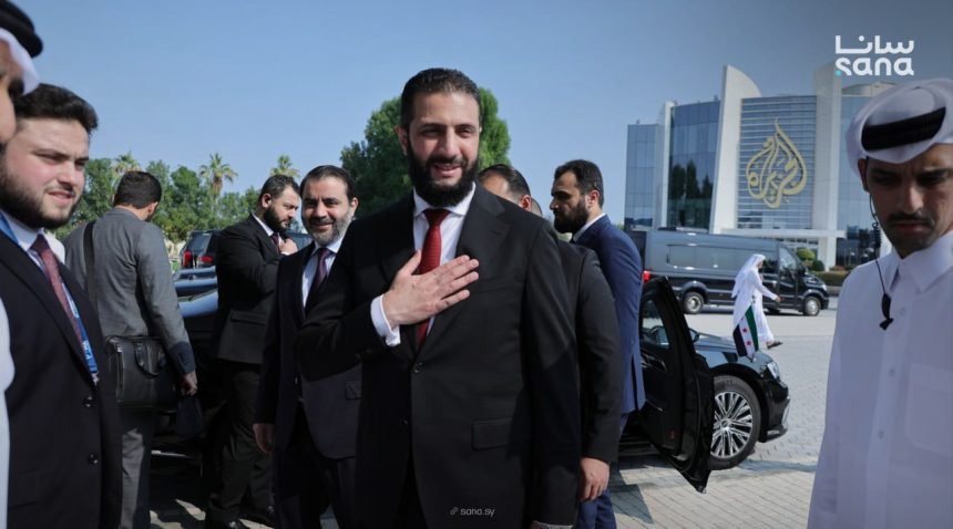 الرئيس أحمد الشرع يزور مقرّ قناة الجزيرة في العاصمة القطرية الدوحة