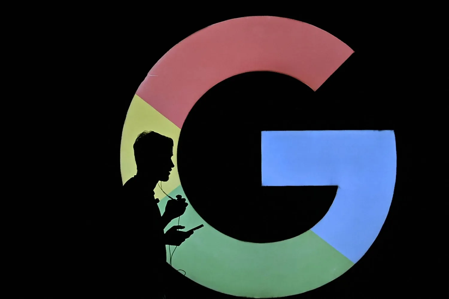 «غوغل» تزيل بعض ملخصات الذكاء الاصطناعي بسبب معلومات صحية زائفة