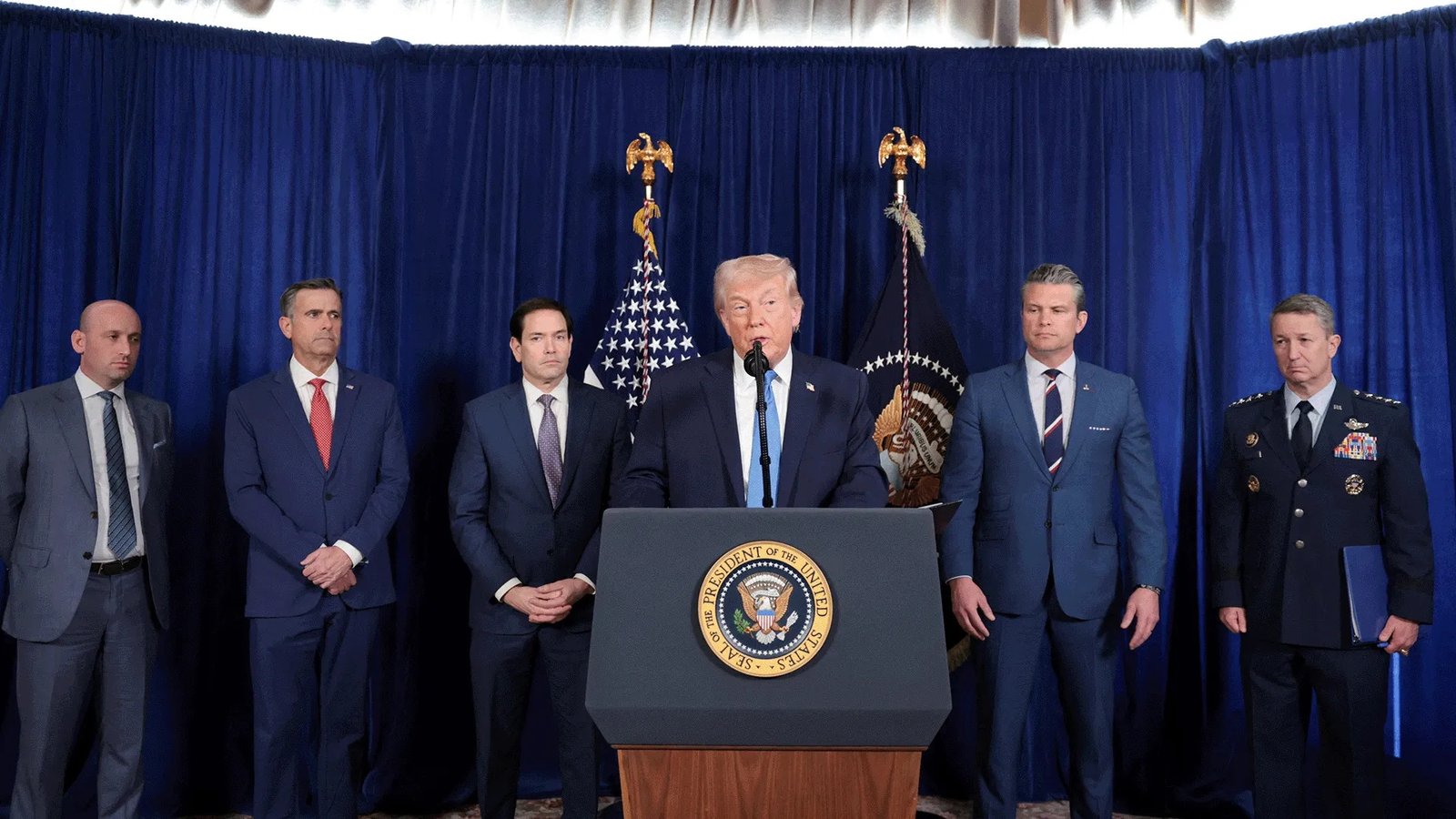 ترامب يكشف التفاصيل ويقول: سنقوم بإدارة فنزويلا.. وعلى الرئيس الكولومبي توخي الحذر