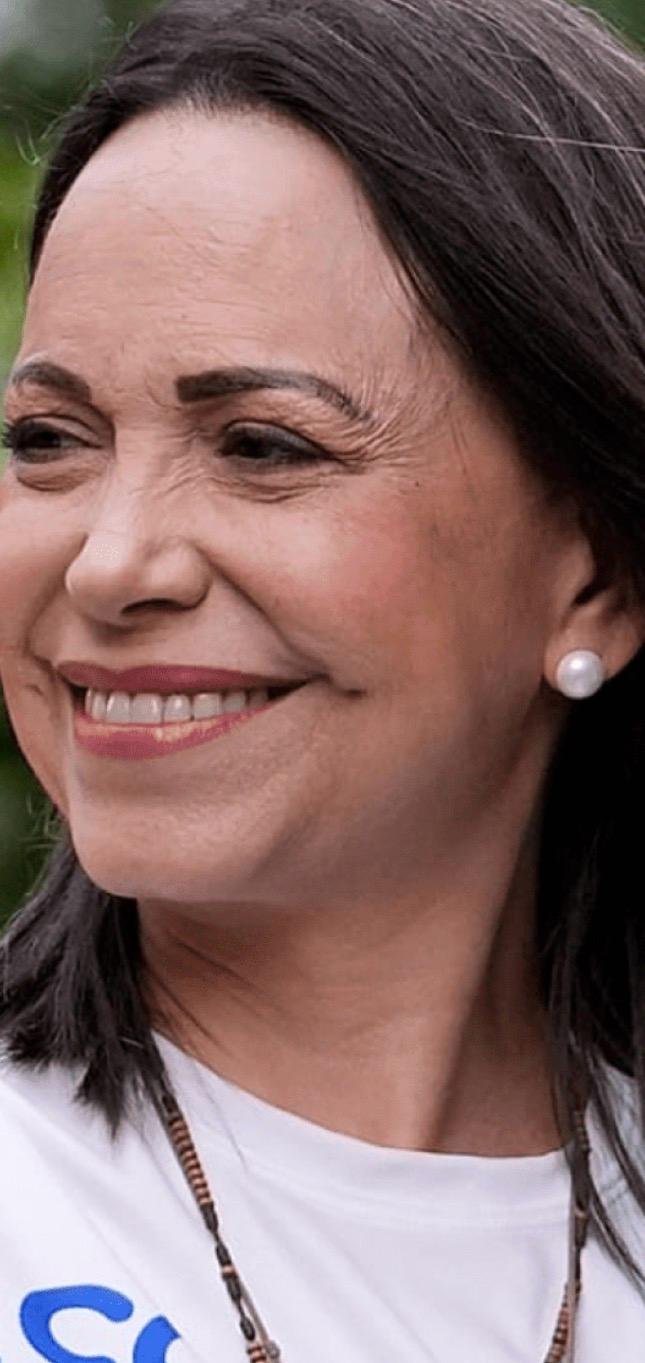 إهداء جائزة نوبل للرئيس الأميركي ومطالبة بجلب الرئيس الفنزويلي للعدالة: تصعيد سياسي ورسائل نفطية