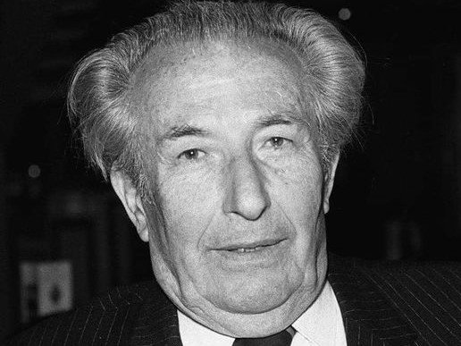 تاريخ المجرم حافظ الأسد