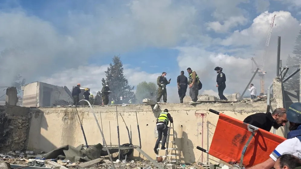 مقتل تسعة إسرائيليين جراء إصابة مباشرة لمبنى في بيت شيمش قرب القدس